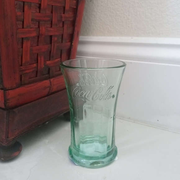 Vintage Green Coca Cola Glass Cup - Picture 2 of 2